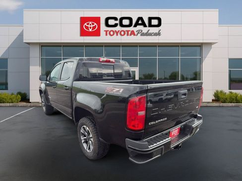 Used 2021 Chevrolet Colorado Z71 AWD/4WD image 3