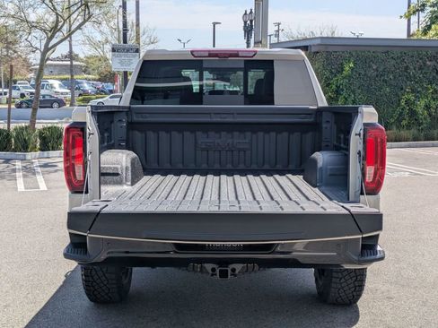 New 2026 GMC Sierra 1500 AT4X AWD/4WD image 11