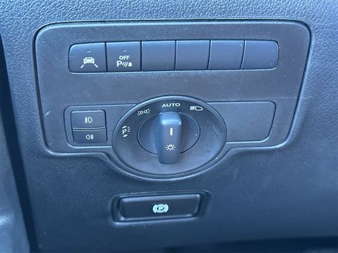 Used 2022 Mercedes-Benz Metris Cargo image 30