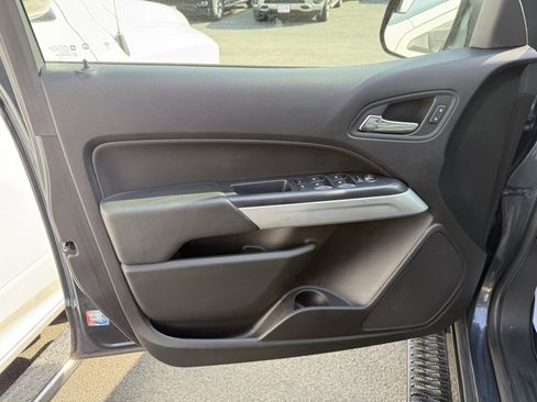 Used 2019 Chevrolet Colorado LT w/ Luxury Package, Chrome image 20