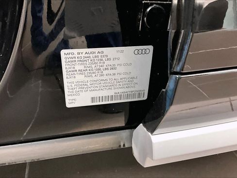 Used 2023 Audi Q5 2.0T Premium w/ Convenience Package image 33