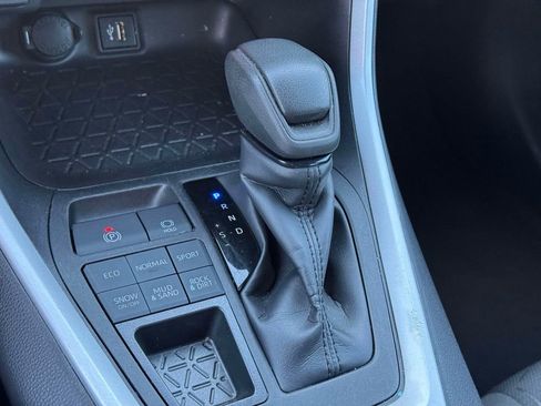 Used 2024 Toyota RAV4 XLE image 29