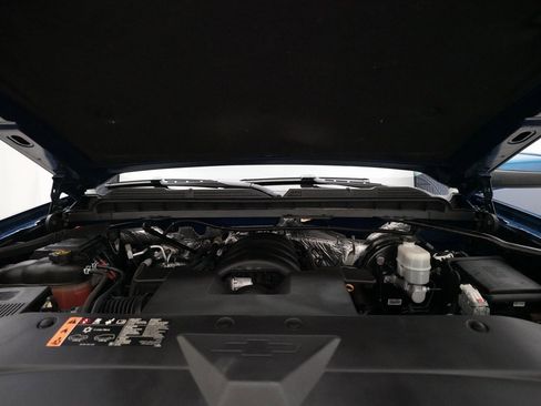 Used 2018 Chevrolet Silverado 1500 LT w/ All Star Edition image 3