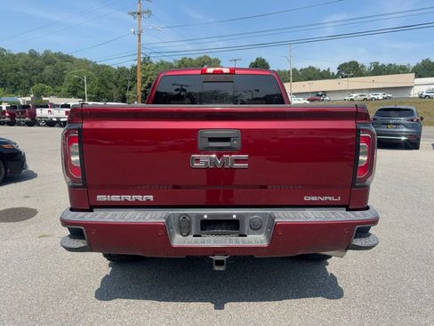 Used 2017 GMC Sierra 1500 Denali w/ Denali Ultimate Package AWD/4WD image 5