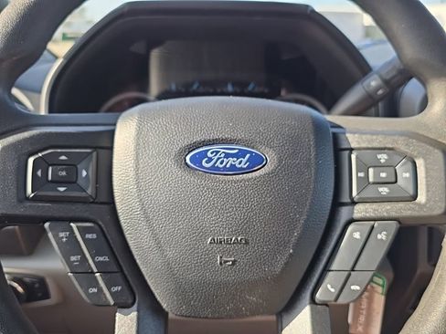 Used 2021 Ford F250 XL w/ STX Appearance Package AWD/4WD image 16