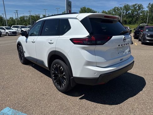 New 2026 Nissan Rogue Dark Armor AWD/4WD image 5