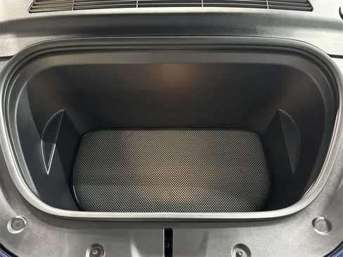 Used 2022 Tesla Model Y Long Range image 12