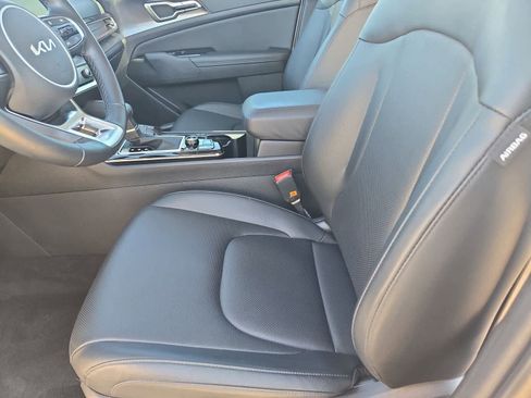 Used 2023 Kia Sportage EX image 15