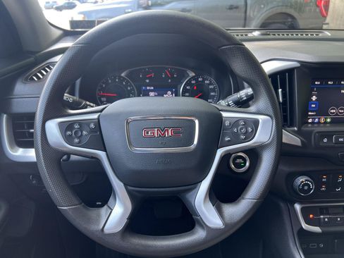 Used 2023 GMC Terrain SLE FWD image 22