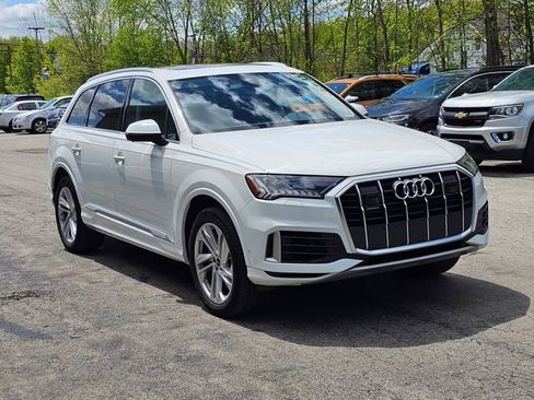 Used 2024 Audi Q7 3.0T Premium Plus image 2