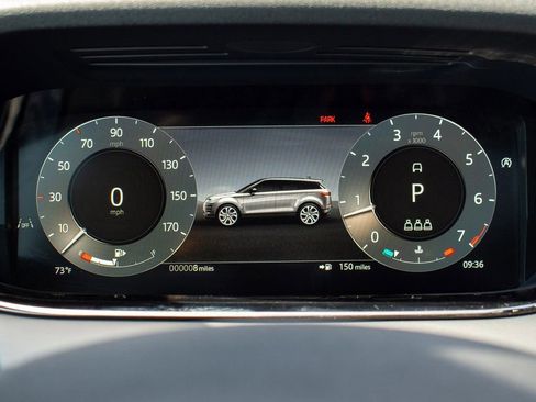 New 2024 Land Rover Range Rover Evoque Dynamic SE image 15