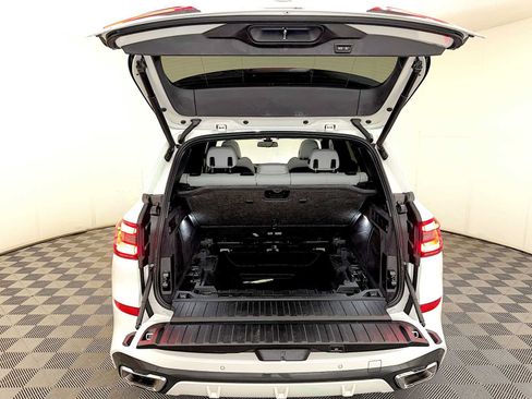 Used 2023 BMW X5 xDrive40i w/ M Sport Package AWD/4WD image 23