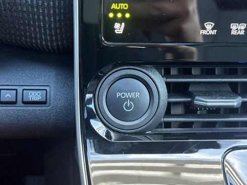 Used 2024 Subaru Solterra Touring w/ Touring Package image 23