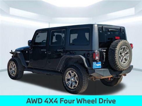 Used 2017 Jeep Wrangler Unlimited Rubicon w/ Connectivity Group image 4