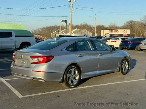 Used 2018 Honda Accord EX-L image 18