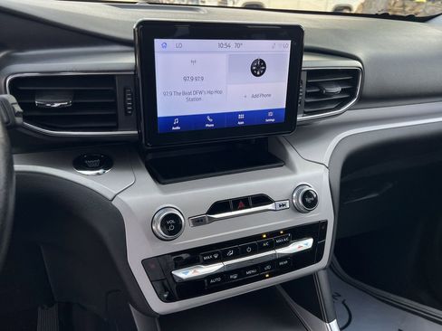 Used 2023 Ford Explorer XLT w/ Equipment Group 202A image 14