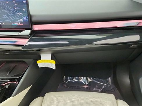 Used 2026 BMW 540i xDrive image 37