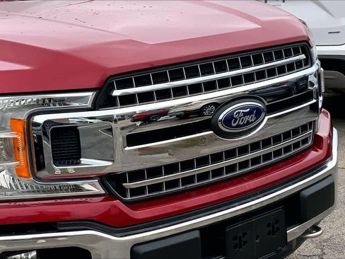 Used 2018 Ford F150 XLT w/ Equipment Group 302A Luxury image 26