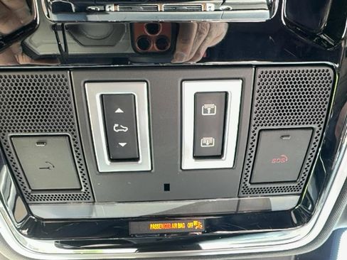 Used 2016 Land Rover Range Rover Supercharged AWD/4WD image 13