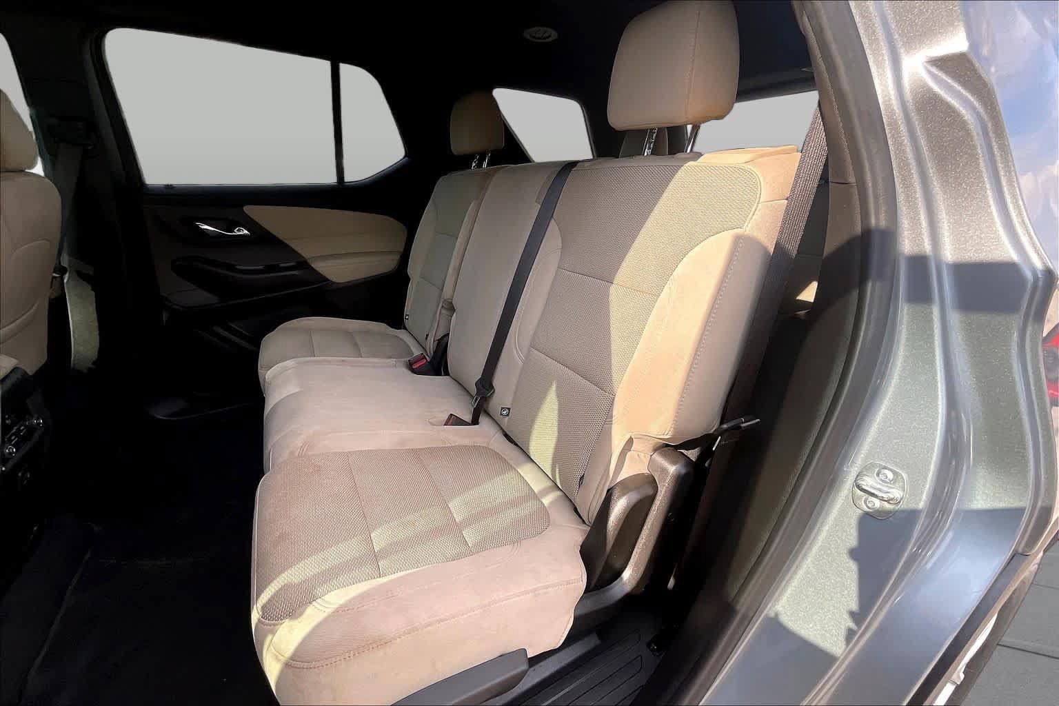 Used 2023 Chevrolet Traverse LS w/ Safety Package FWD image 20
