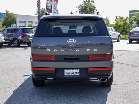 Used 2025 Hyundai Santa Fe SEL AWD/4WD image 5