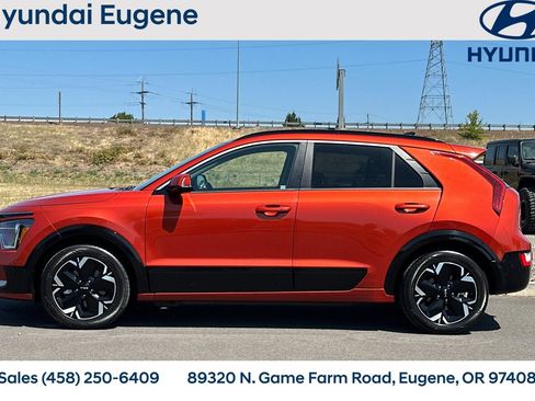 Used 2023 Kia Niro Wind w/ Wind Preserve Package FWD image 7