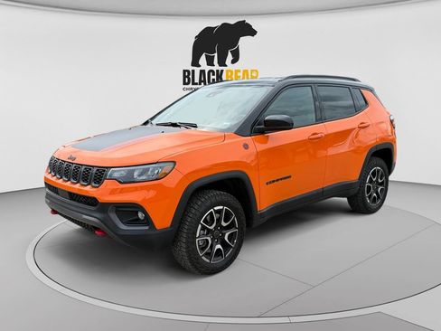 Used 2026 Jeep Compass Trailhawk AWD/4WD image 7