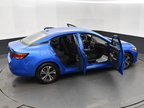 Used 2023 Nissan Sentra SV image 6