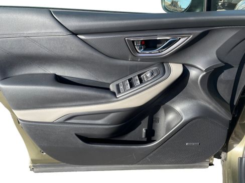 Certified 2024 Subaru Forester Limited image 21