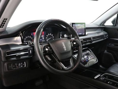 Used 2022 Lincoln Corsair AWD w/ Premium Package image 15
