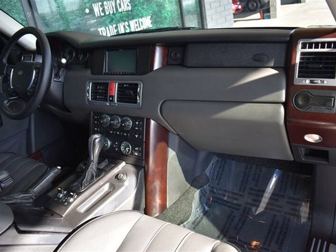 Used 2005 Land Rover Range Rover HSE image 39