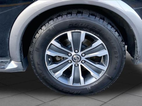 Used 2019 Nissan Armada SL w/ Premium Package AWD/4WD image 9