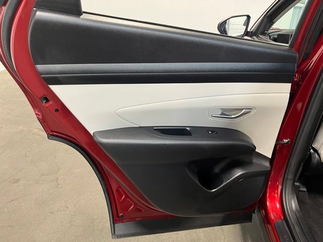 Used 2025 Hyundai Tucson SEL FWD image 19