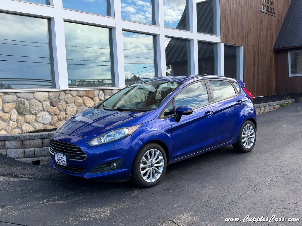 Used 2014 Ford Fiesta SE w/ Equipment Group 201A FWD image 1