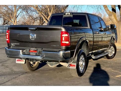 Used 2022 RAM 2500 Laramie image 15