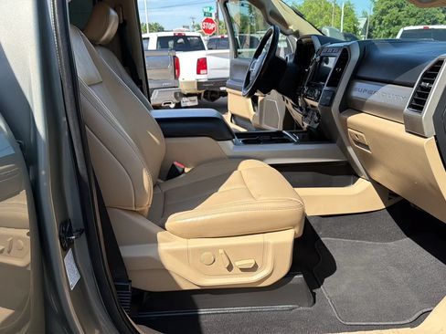 Used 2020 Ford F350 Lariat w/ Lariat Ultimate Package AWD/4WD image 15