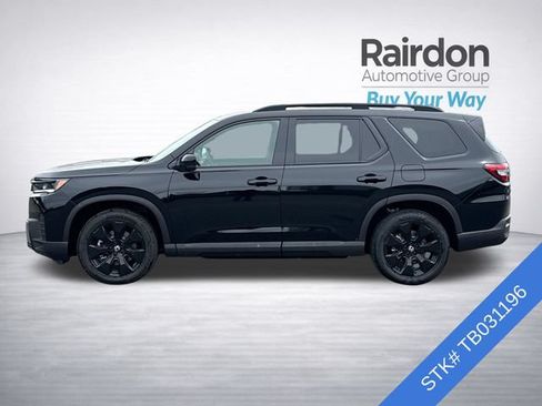 Used 2026 Honda Pilot Black Edition image 4