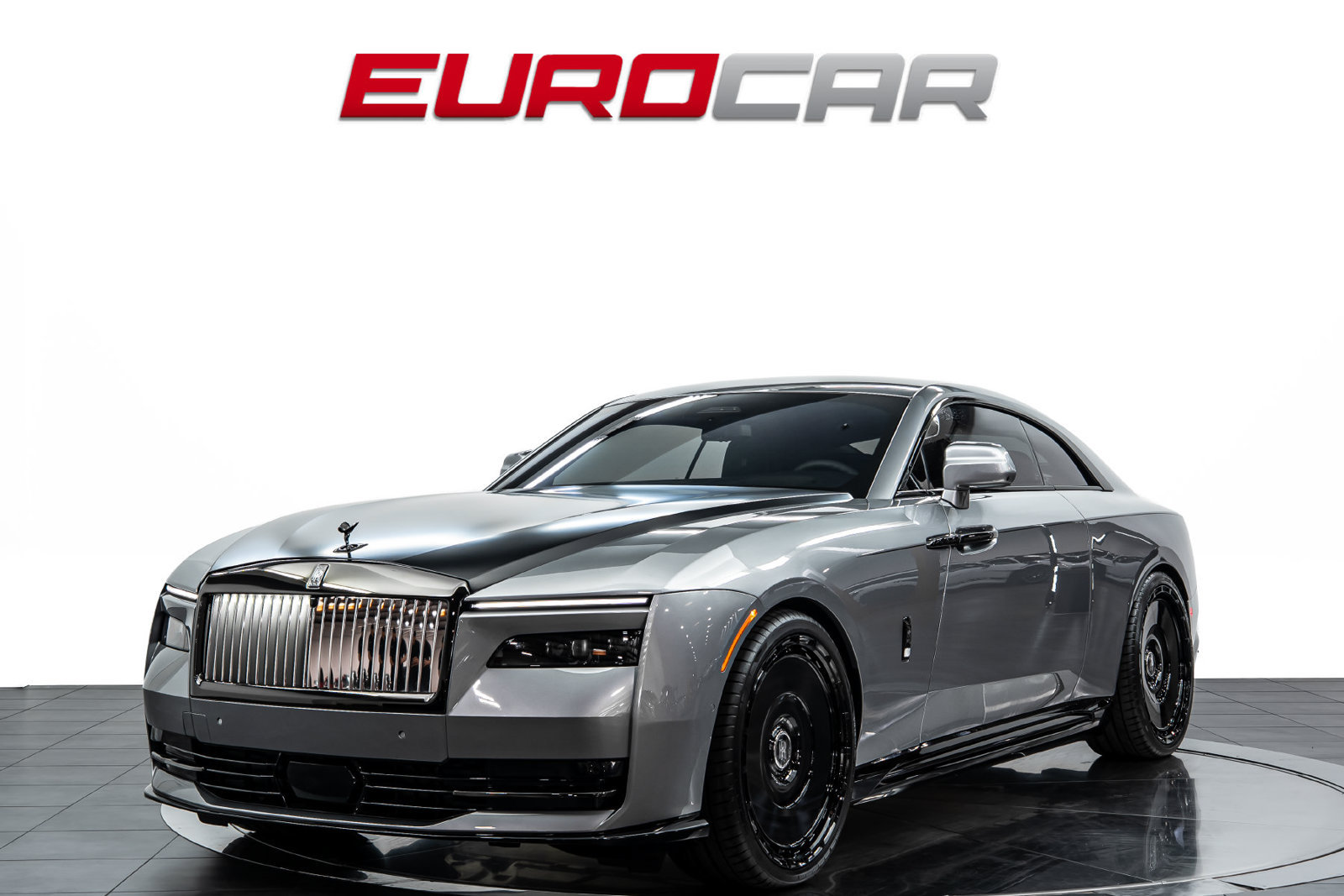 Used 2026 Rolls-Royce Spectre Black Badge w/ Spectre Enhancement Package AWD/4WD image 1