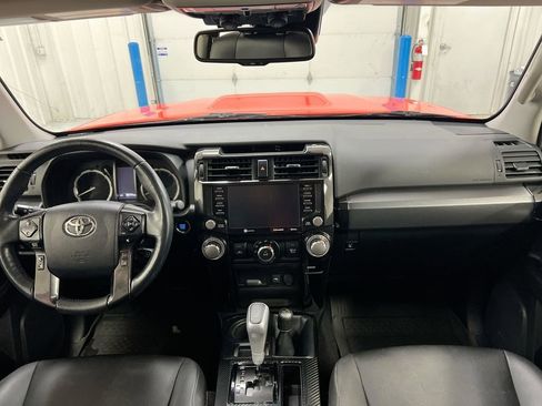 Used 2024 Toyota 4Runner TRD Off-Road Premium w/ Off Road Premium Plus Package AWD/4WD image 5