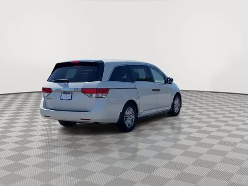 Used 2016 Honda Odyssey LX image 8