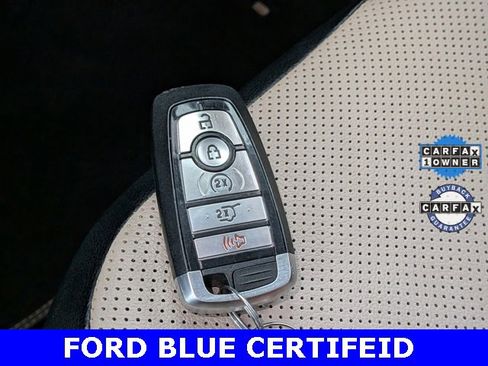 Certified 2022 Ford Escape Titanium w/ Titanium Elite Package image 38