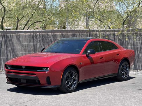 New 2026 Dodge Charger R/T w/ Blacktop Package AWD/4WD image 4