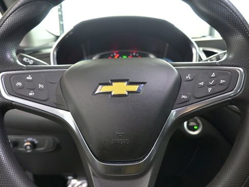 Used 2019 Chevrolet Equinox LT image 17