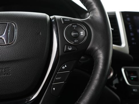 Used 2017 Honda Pilot Elite image 35