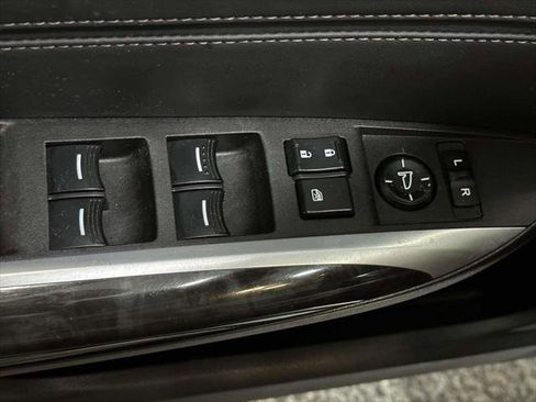 Used 2020 Acura TLX FWD image 17