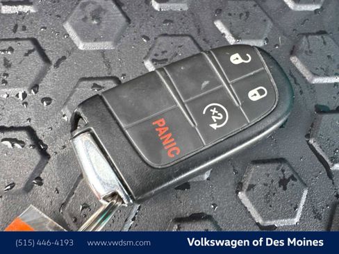 Used 2020 Jeep Compass Latitude w/ Cold Weather Group image 20