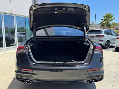 Certified 2022 Maserati Quattroporte Modena Q4 AWD/4WD image 11