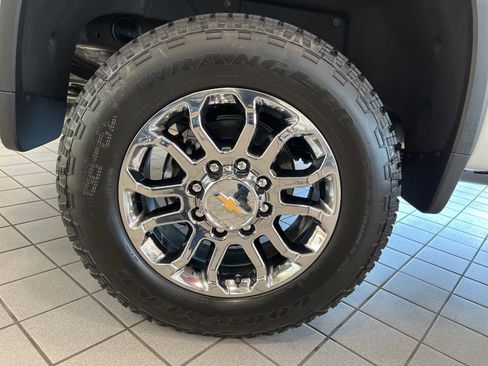 New 2026 Chevrolet Silverado 2500 LTZ w/ Z71 Chrome Sport Edition image 15