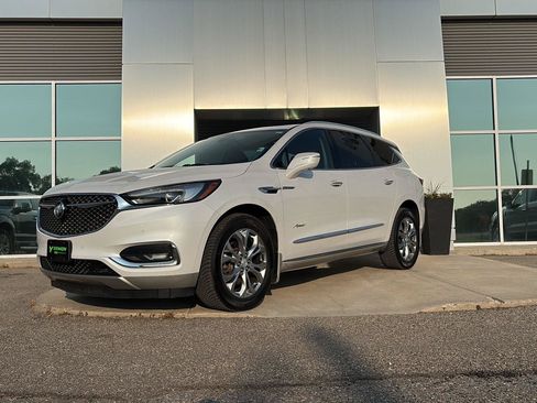 Used 2018 Buick Enclave Avenir w/ Avenir Technology Package AWD/4WD image 1