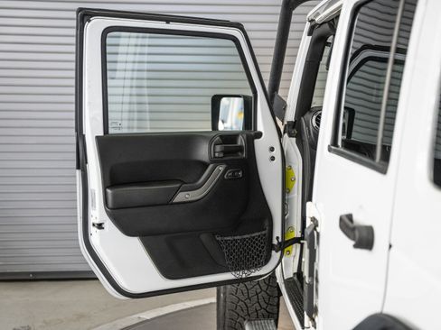 Used 2017 Jeep Wrangler Unlimited Sport w/ Quick Order Package 24S image 16